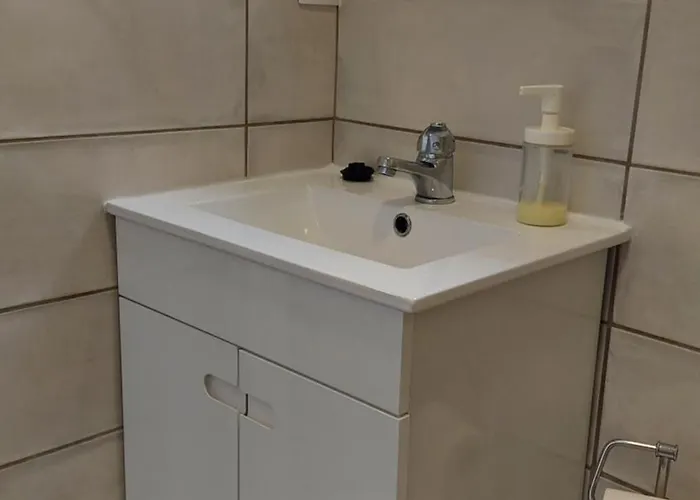 Yellow Apartment Lisbon